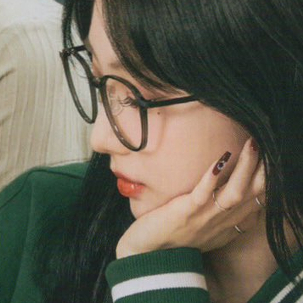 Latest photo of HyunJin (Loossemble)