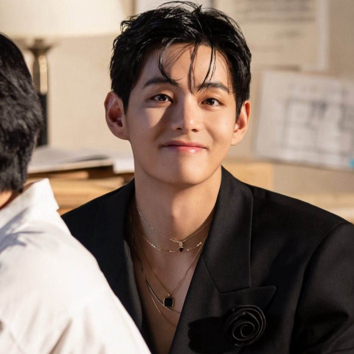 Latest photo of V (BTS)