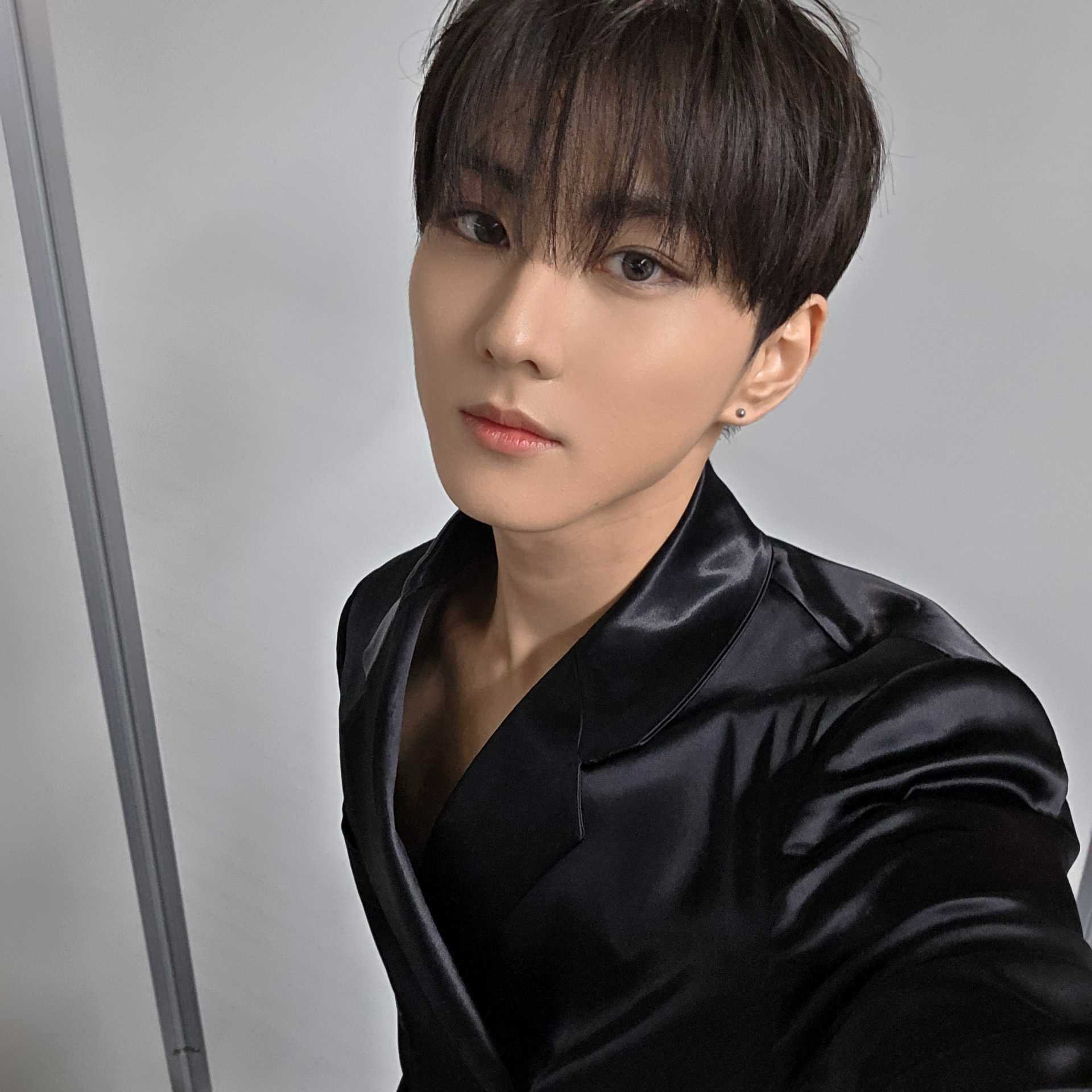 Behind-the-scenes cut of Jungwon (ENHYPEN)