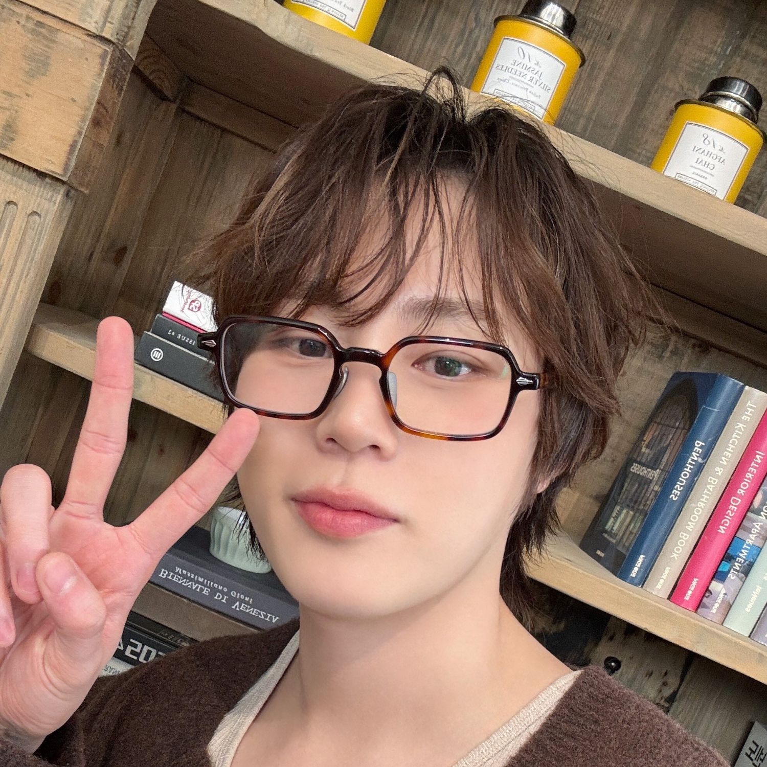 Foto aktivitas terbaru Ha Sungwoon