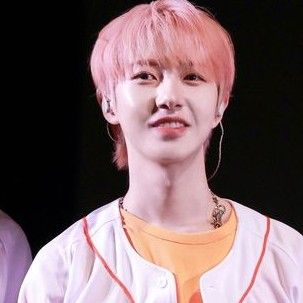 仁俊 (NCT DREAM)的最新活動照片