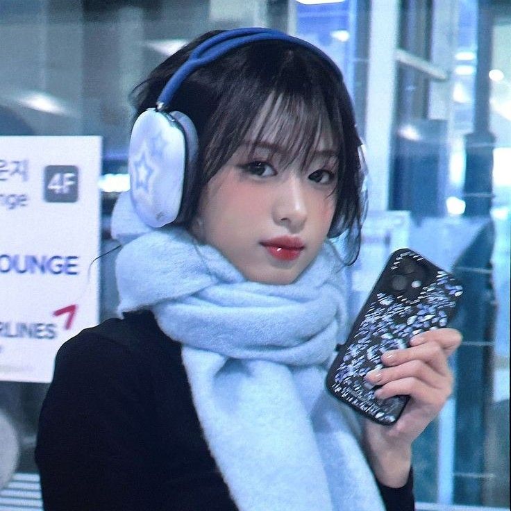 Behind-the-scenes cut of Ahyeon (BABYMONSTER)