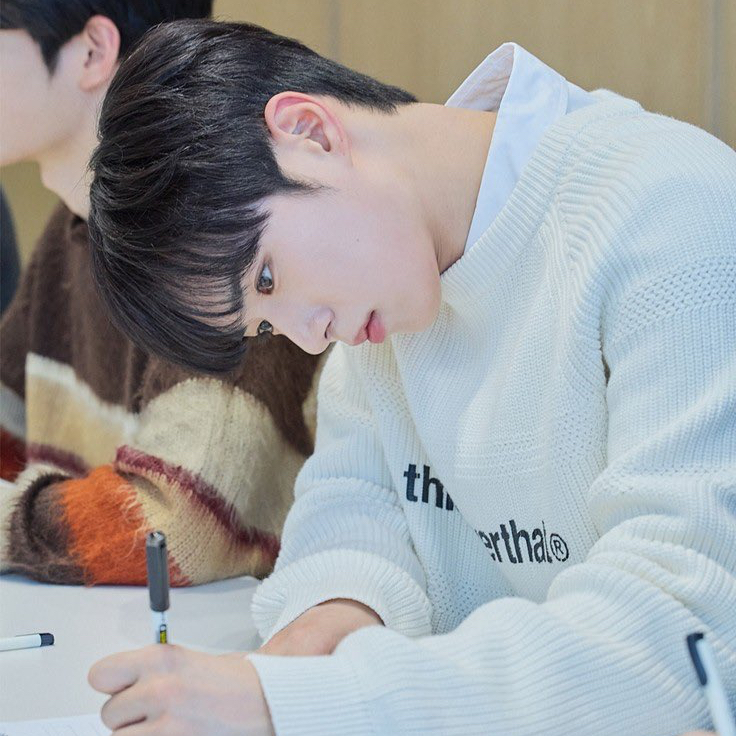 A moment captured by Kim Junseo (ALPHA DRIVE ONE)'s fan