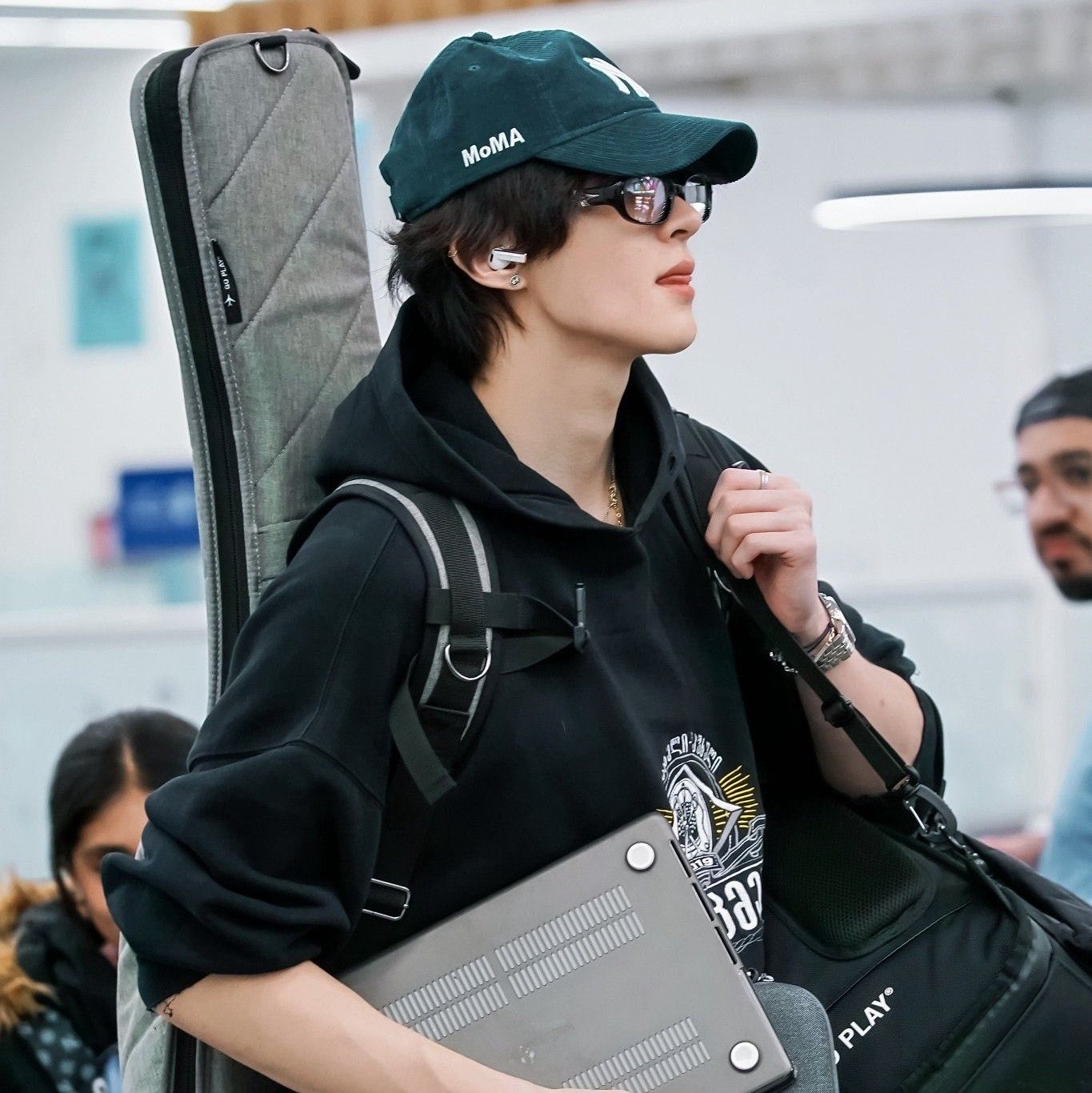 Behind-the-scenes cut of Anton (RIIZE)