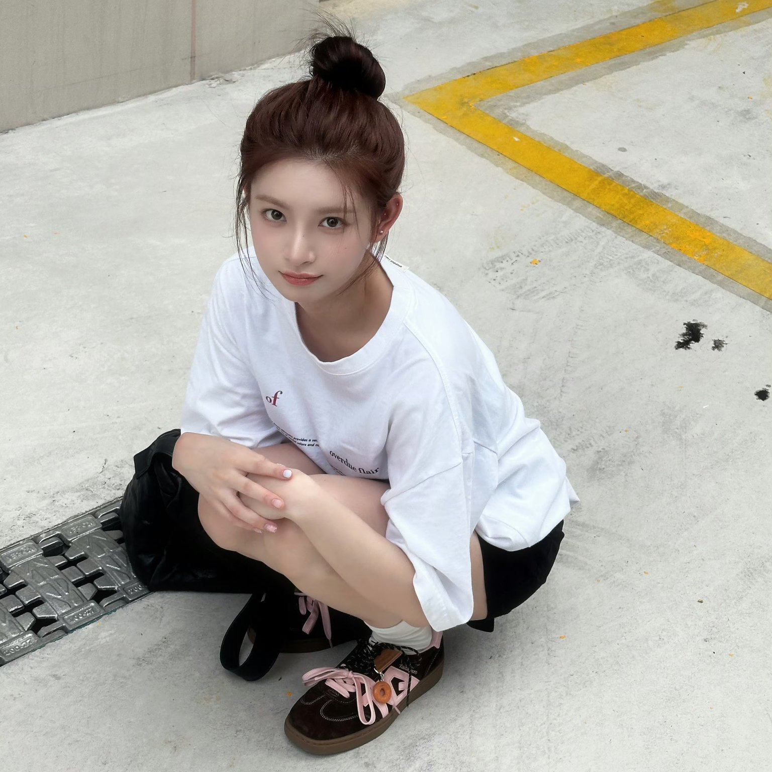 A moment captured by Yiren (EVERGLOW)'s fan
