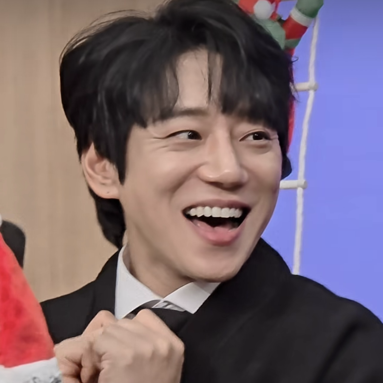 Recent activity shot of Hwang Chiyeol