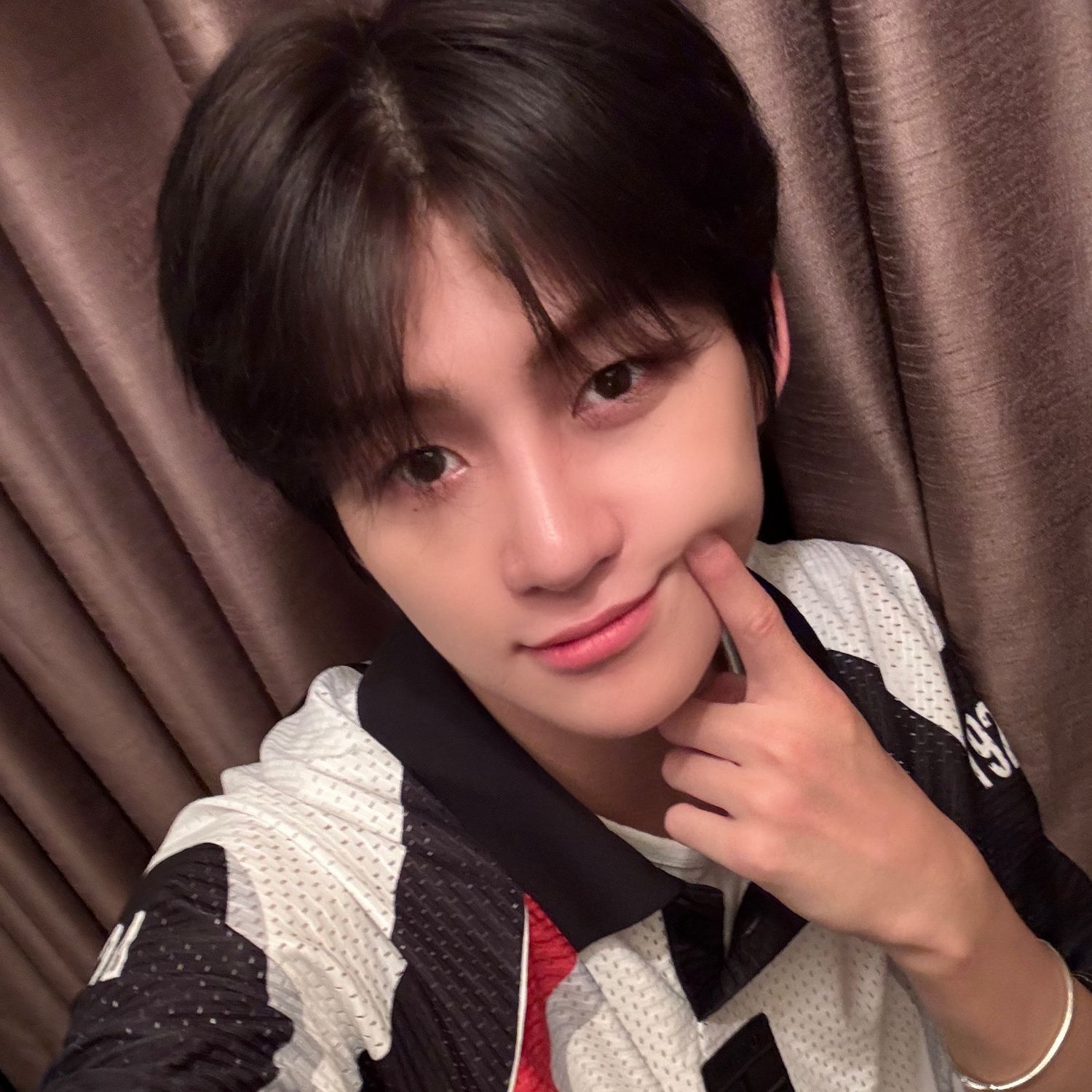 Latest photo of Jihoon (TWS)