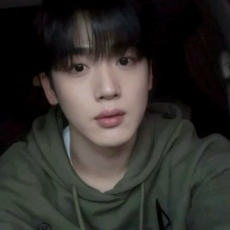 Recent activity shot of Kim Yohan (WEi)
