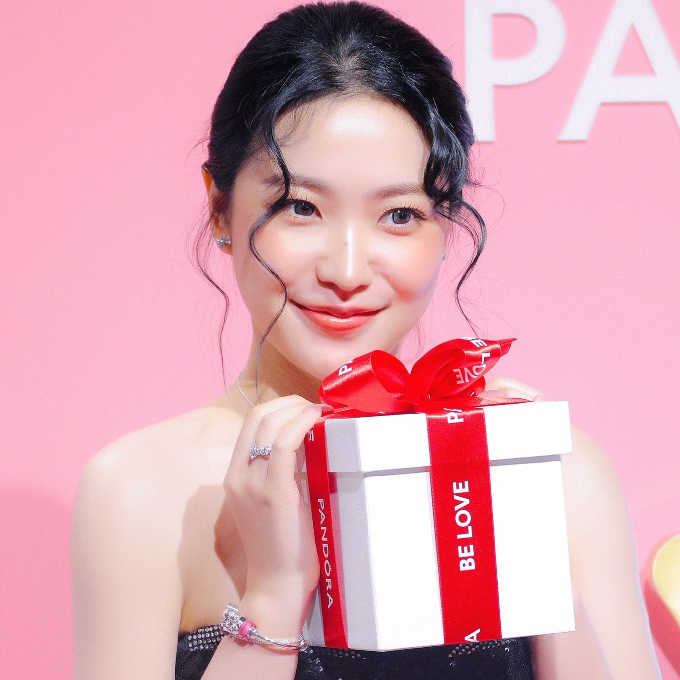 Latest photo of Yeri (Red Velvet)