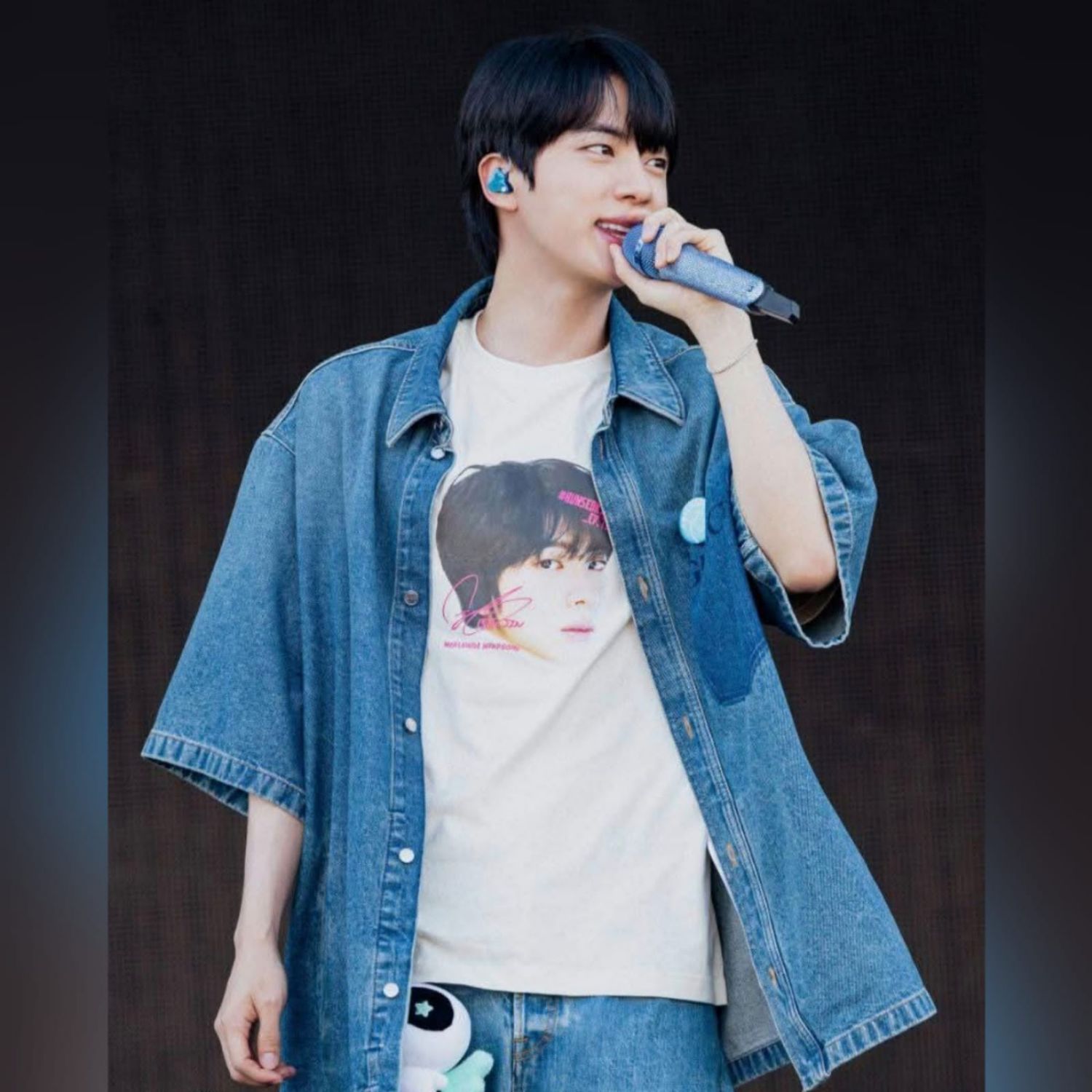 Jin (防弹少年团)粉丝拍下的瞬间