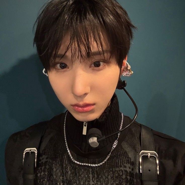 A moment captured by Juwang (KickFlip)'s fan