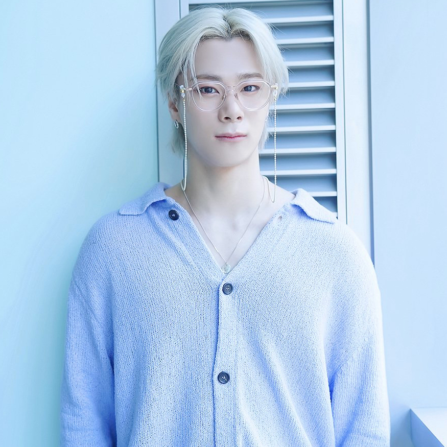 Behind-the-scenes cut of Moonbin (ASTRO)
