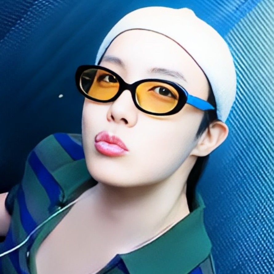 제이홉 (방탄소년단) 최근 활동샷