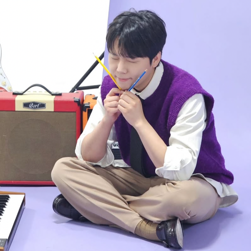 Recent activity shot of Jung Seunghwan