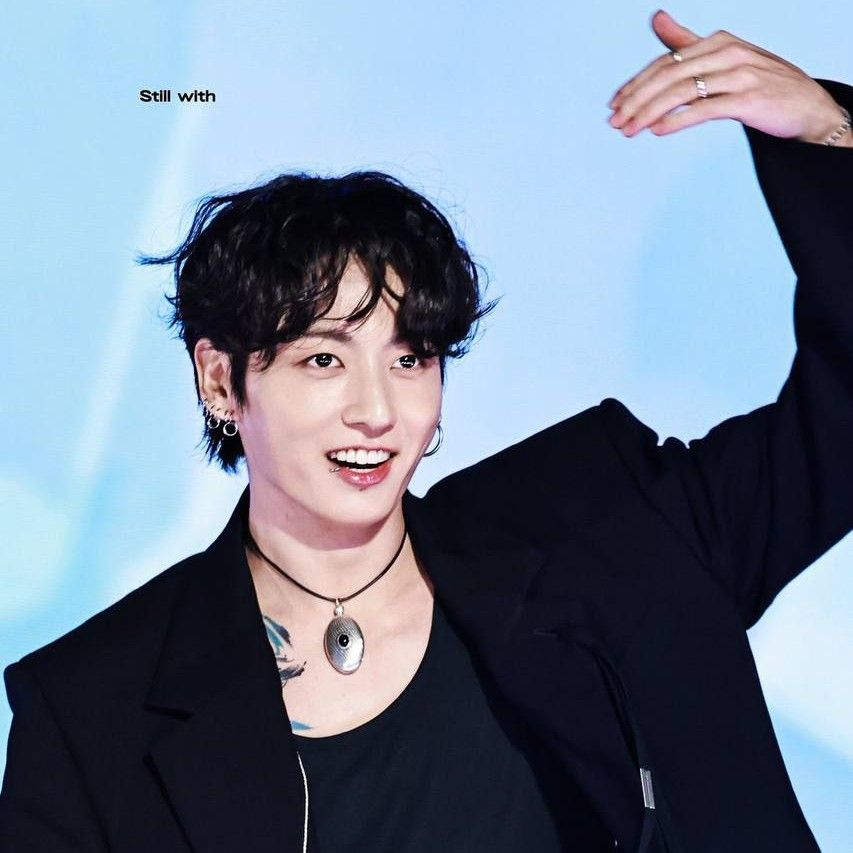 A moment captured by Jungkook (BTS)'s fan