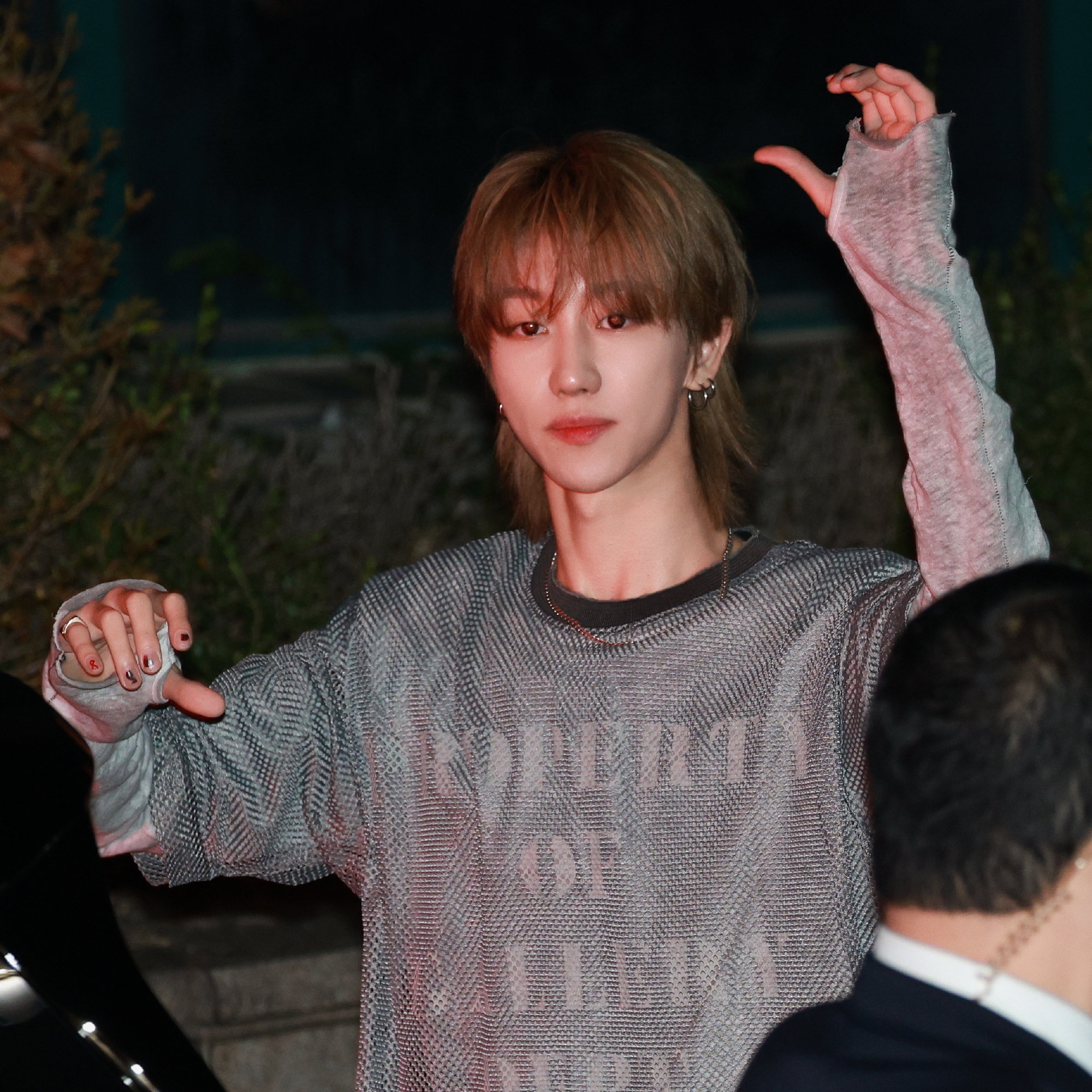 Behind-the-scenes cut of The 8 (SEVENTEEN)