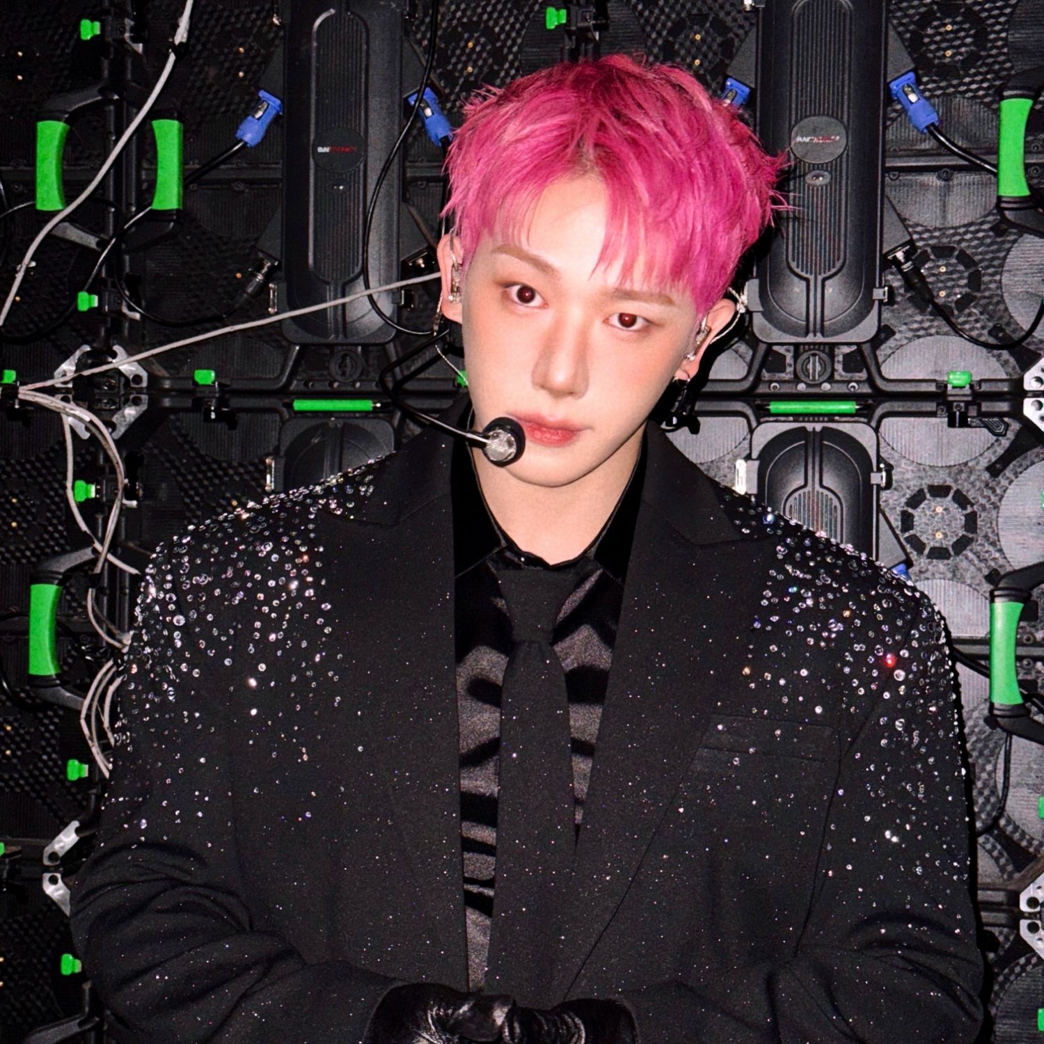 Behind-the-scenes cut of Wonho