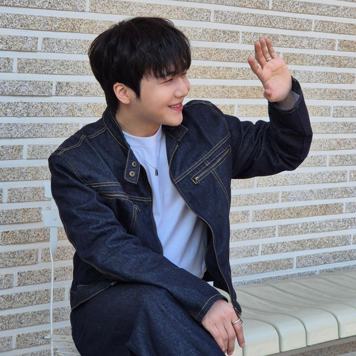 A moment captured by Jinho (PENTAGON)'s fan
