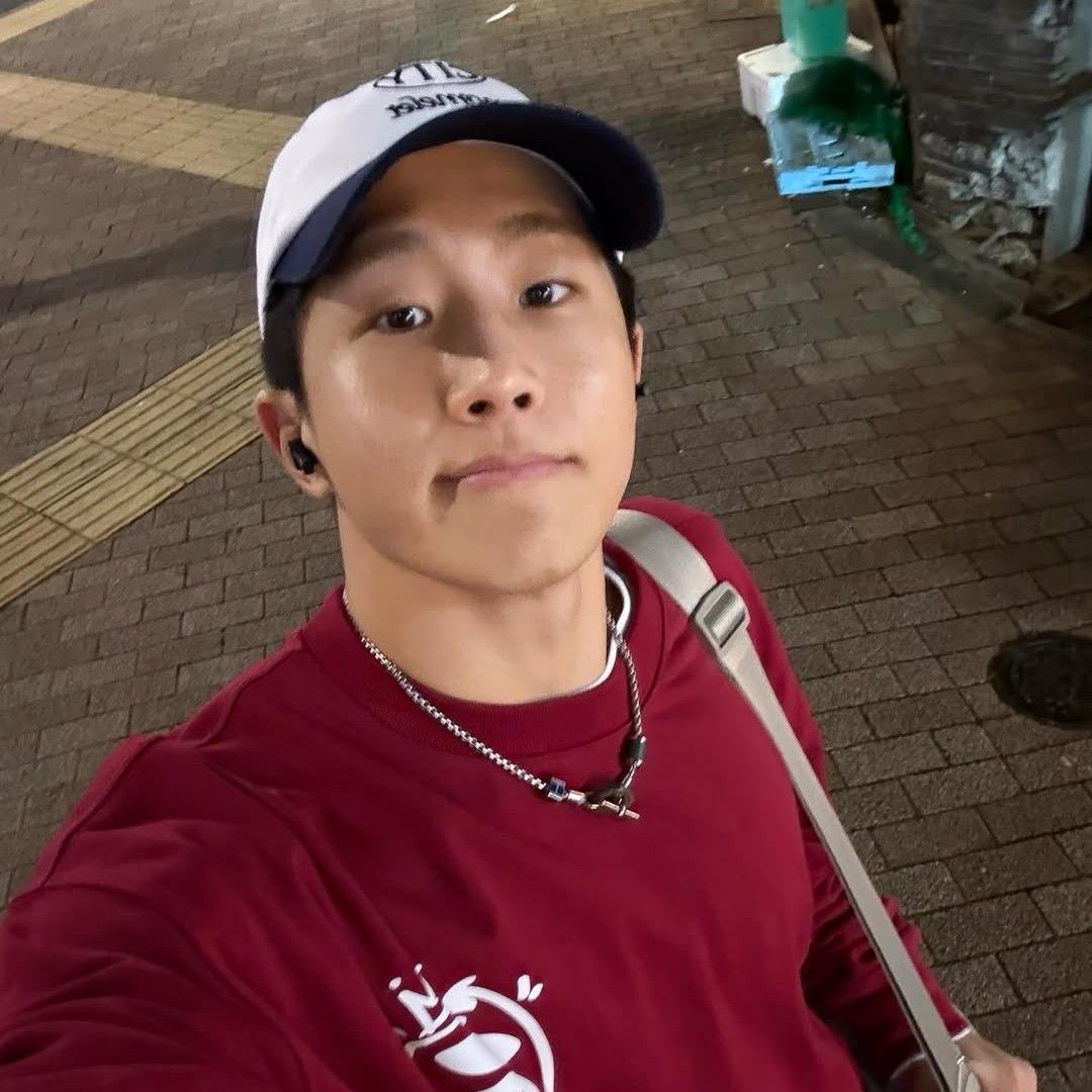 A moment captured by Jinjin (ASTRO)'s fan