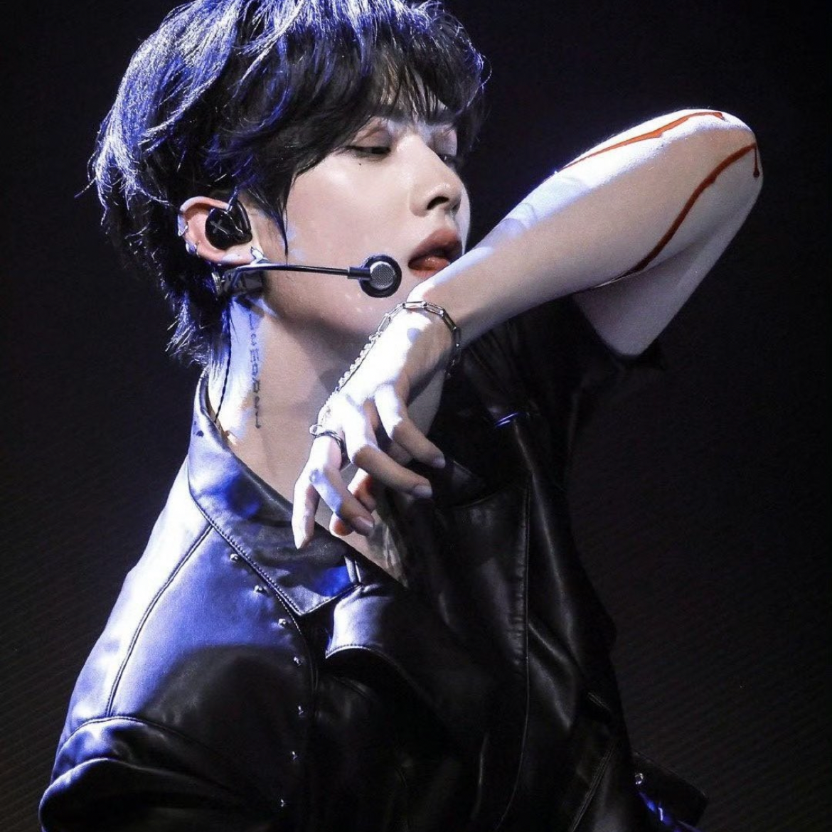 Latest photo of Ricky (ZEROBASEONE)