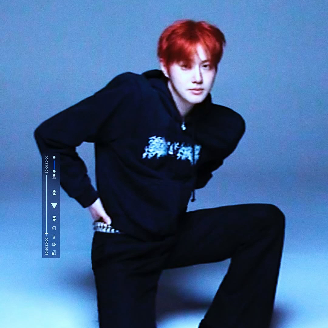 Latest photo of Suho (EXO)