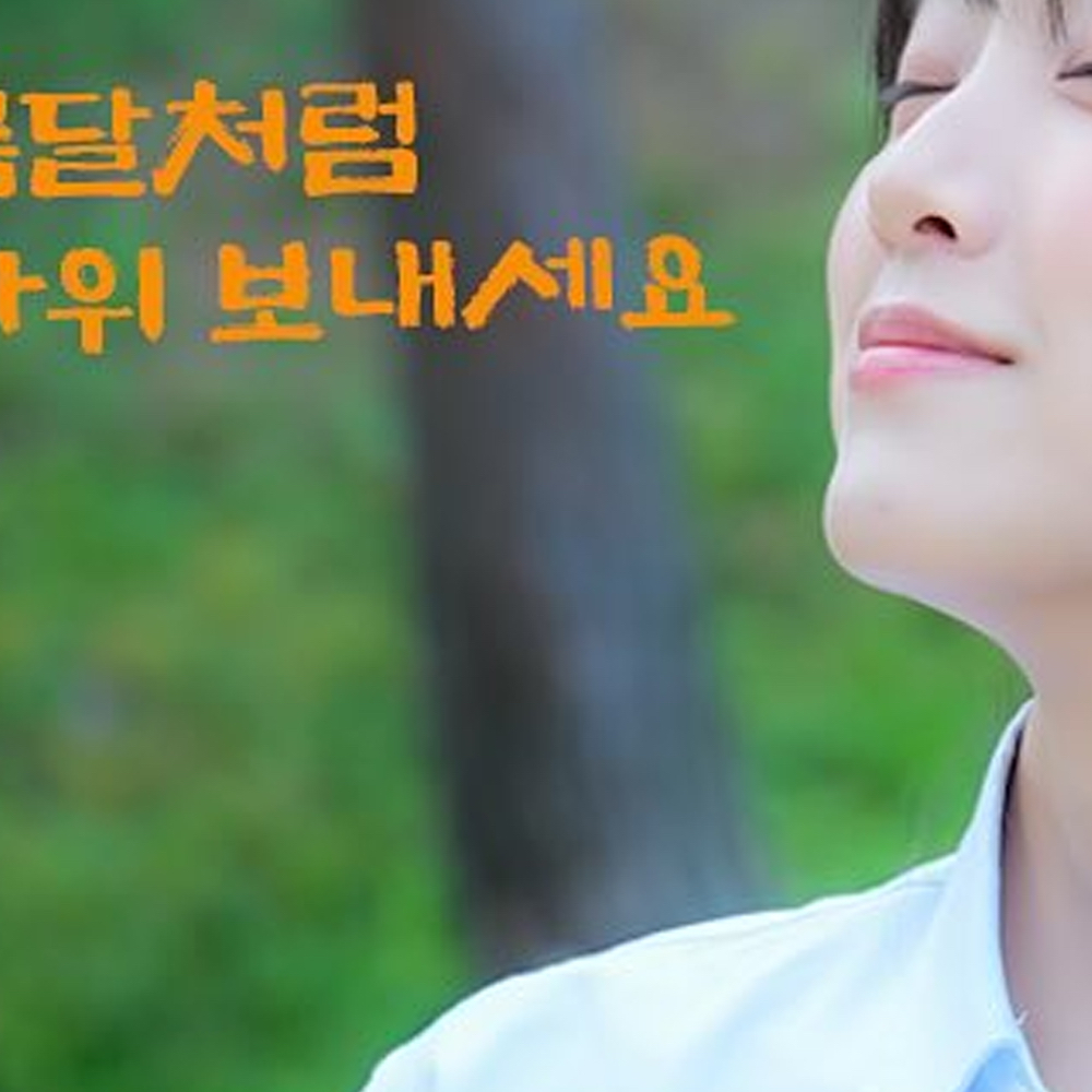 Latest photo of HyunJin (Loossemble)