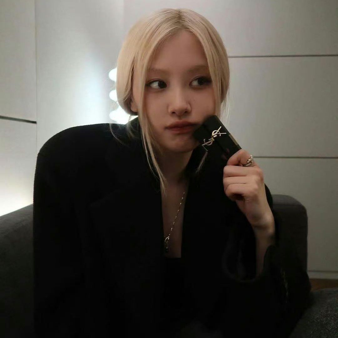 ロゼ (BLACKPINK)の最近の活動写真