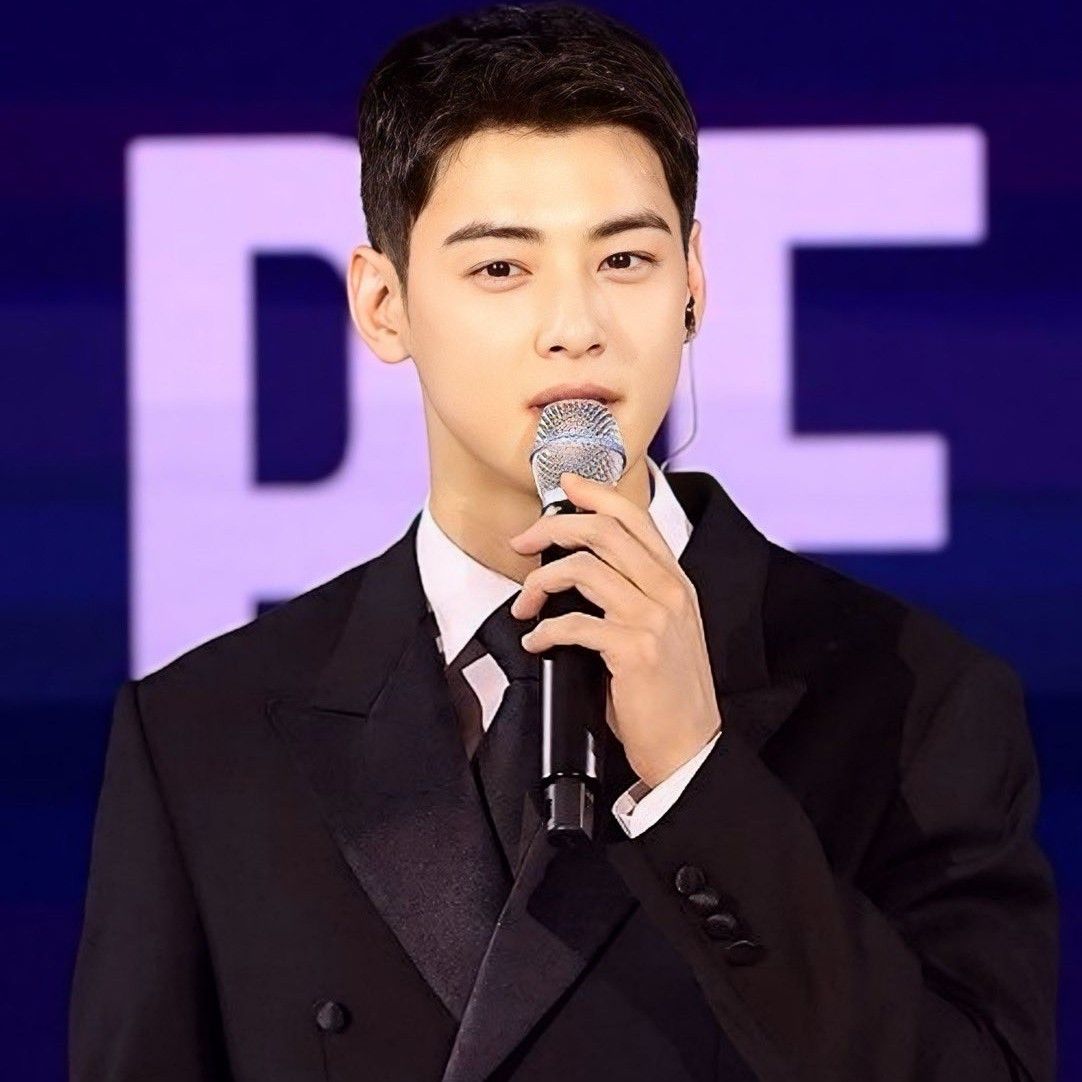 ASTROの最近の活動写真