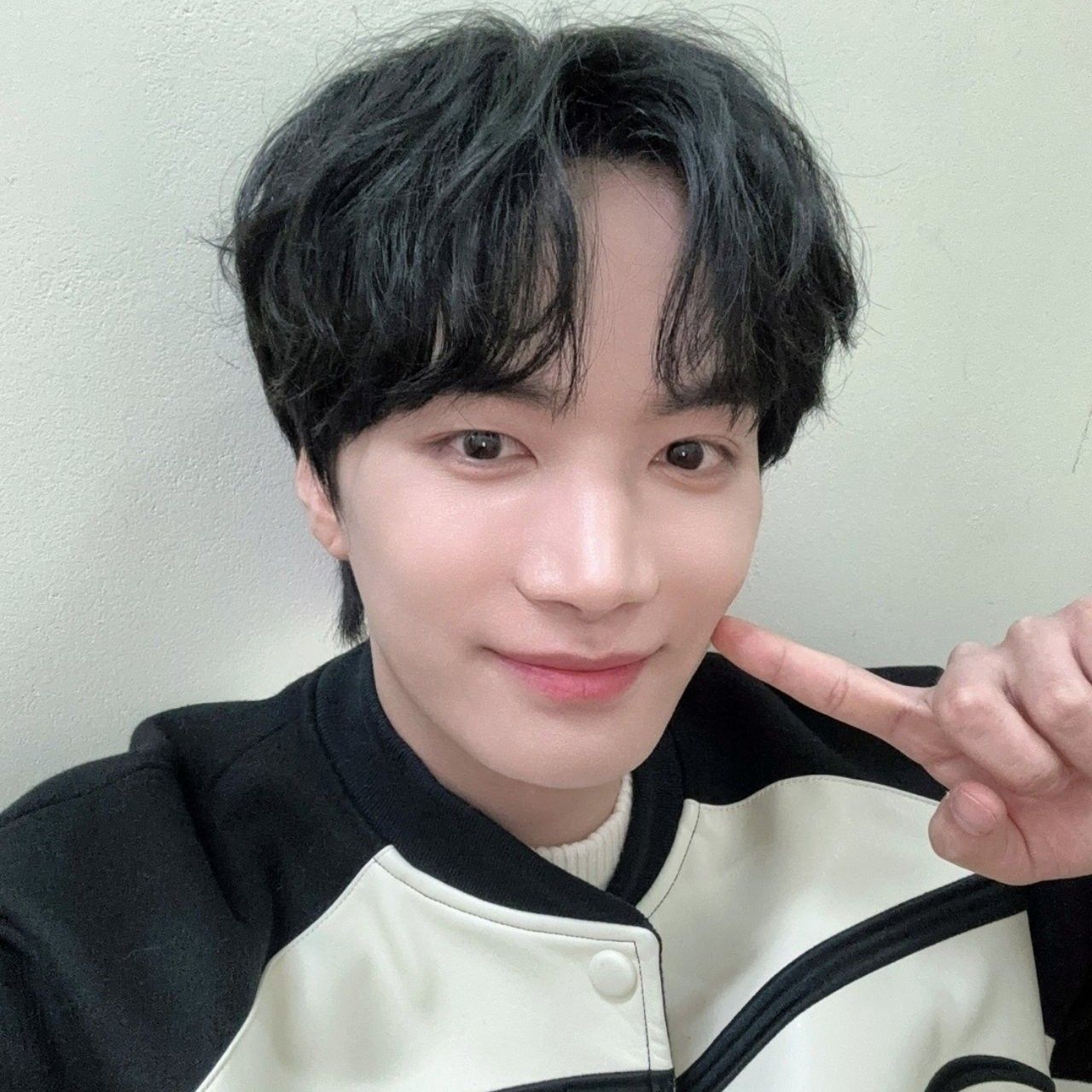 Recent activity shot of Kim Jonghyeon