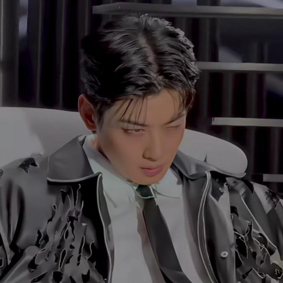 Recent activity shot of Eunwoo (ASTRO)