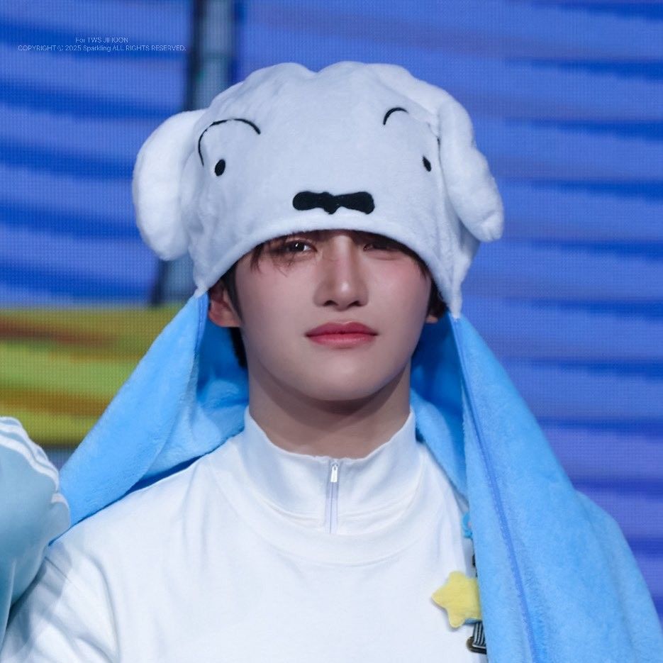 Recent activity shot of Jihoon (TWS)