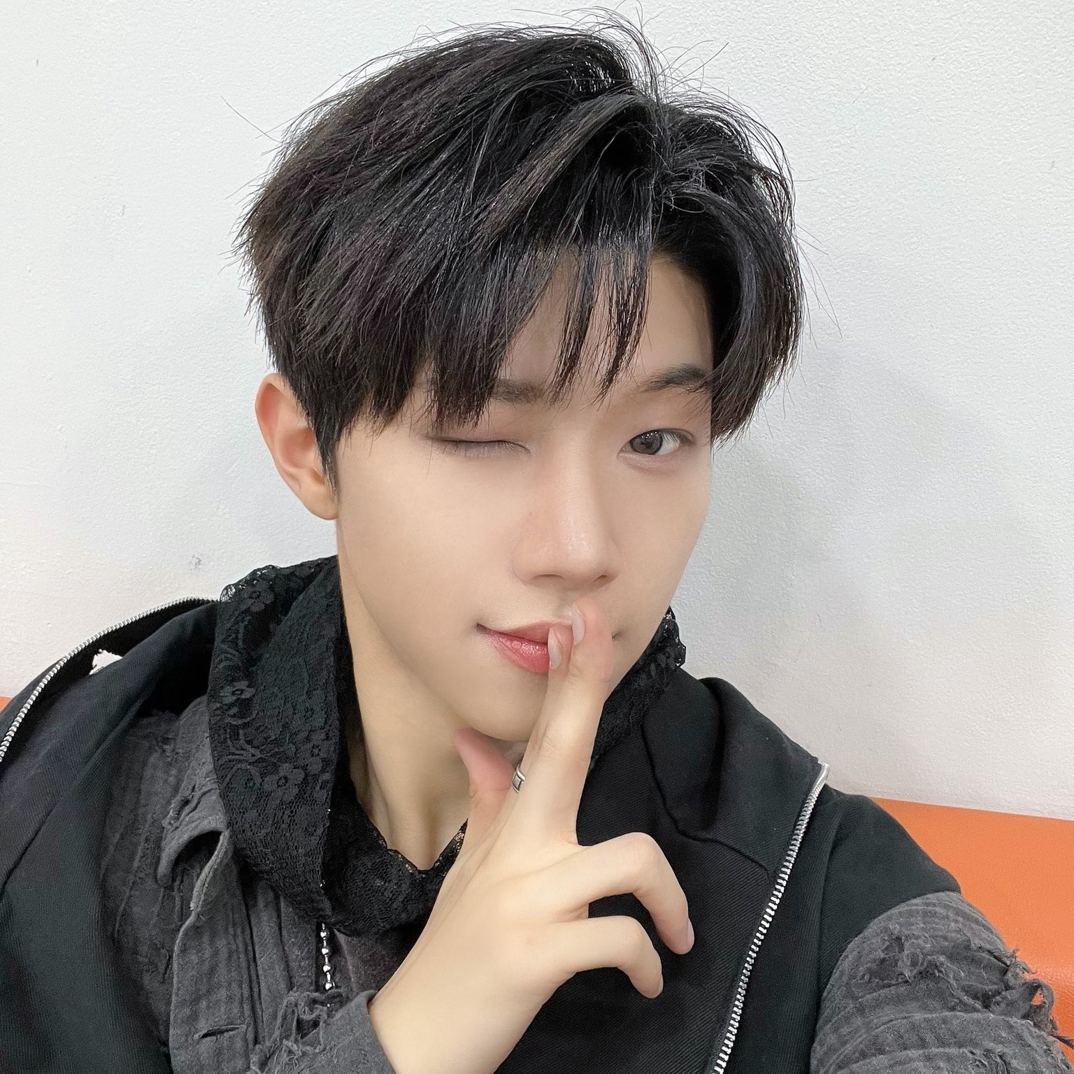 Latest photo of Hyunwoo (Xikers)