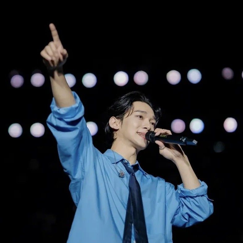 Latest photo of Chen (EXO)