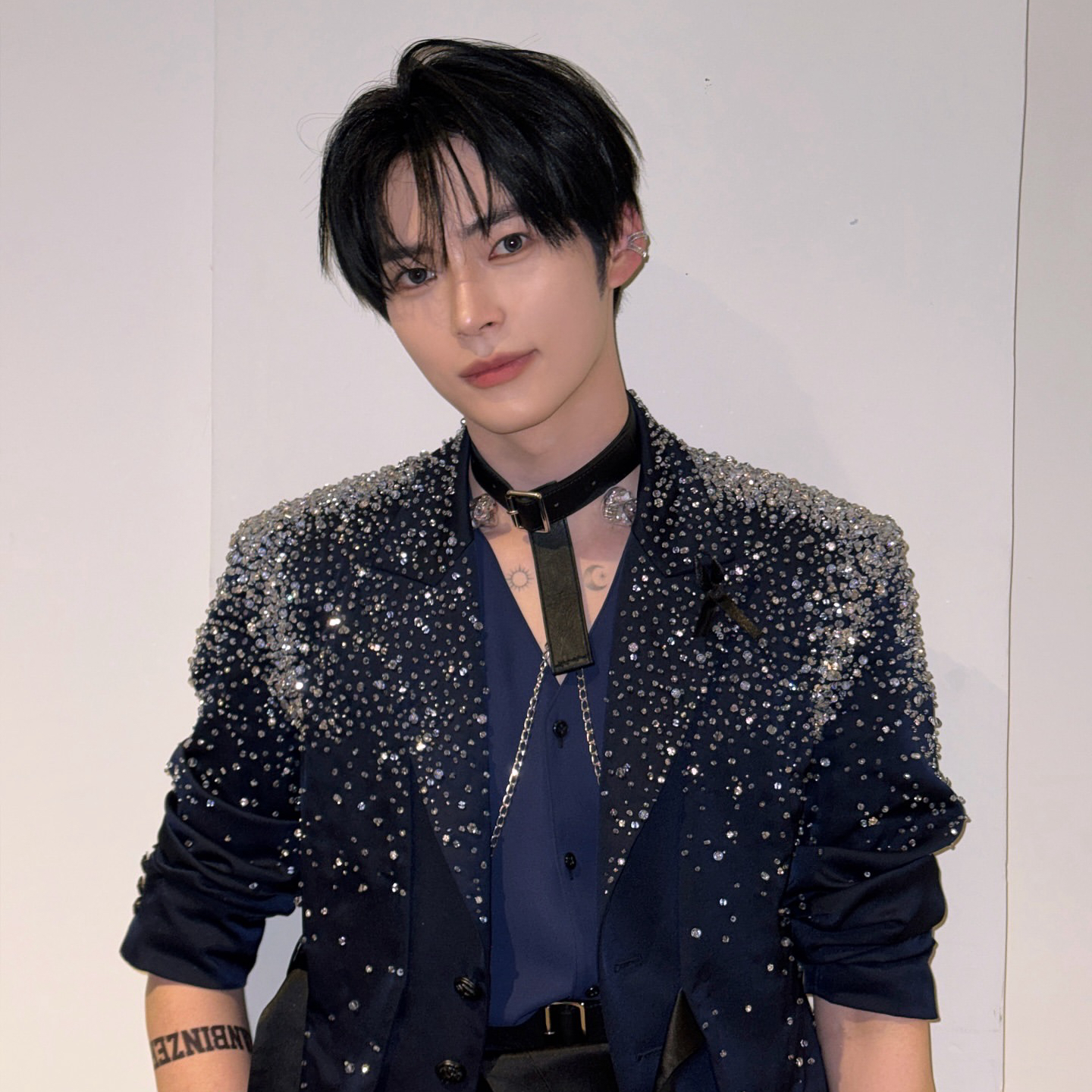 Latest photo of Sung Hanbin (ZEROBASEONE)