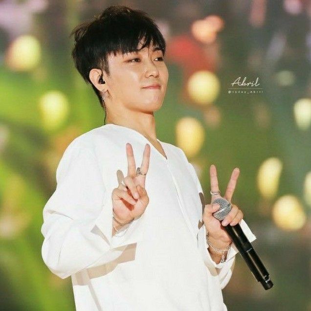 Behind-the-scenes cut of Eun Jiwon (SECHSKIES)