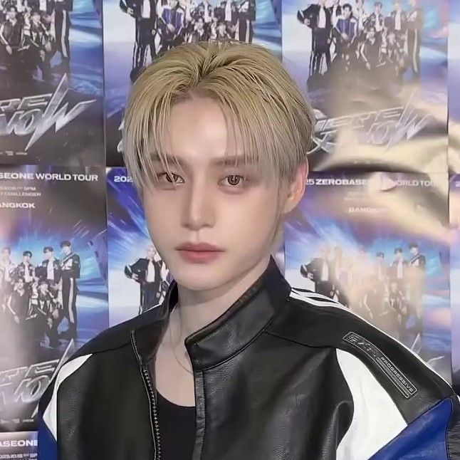 キム・ジウン (ZEROBASEONE)の最近の活動写真