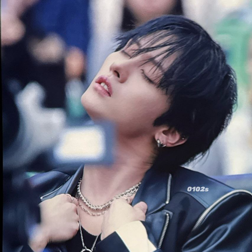 Behind-the-scenes cut of Lee Know (Stray Kids)