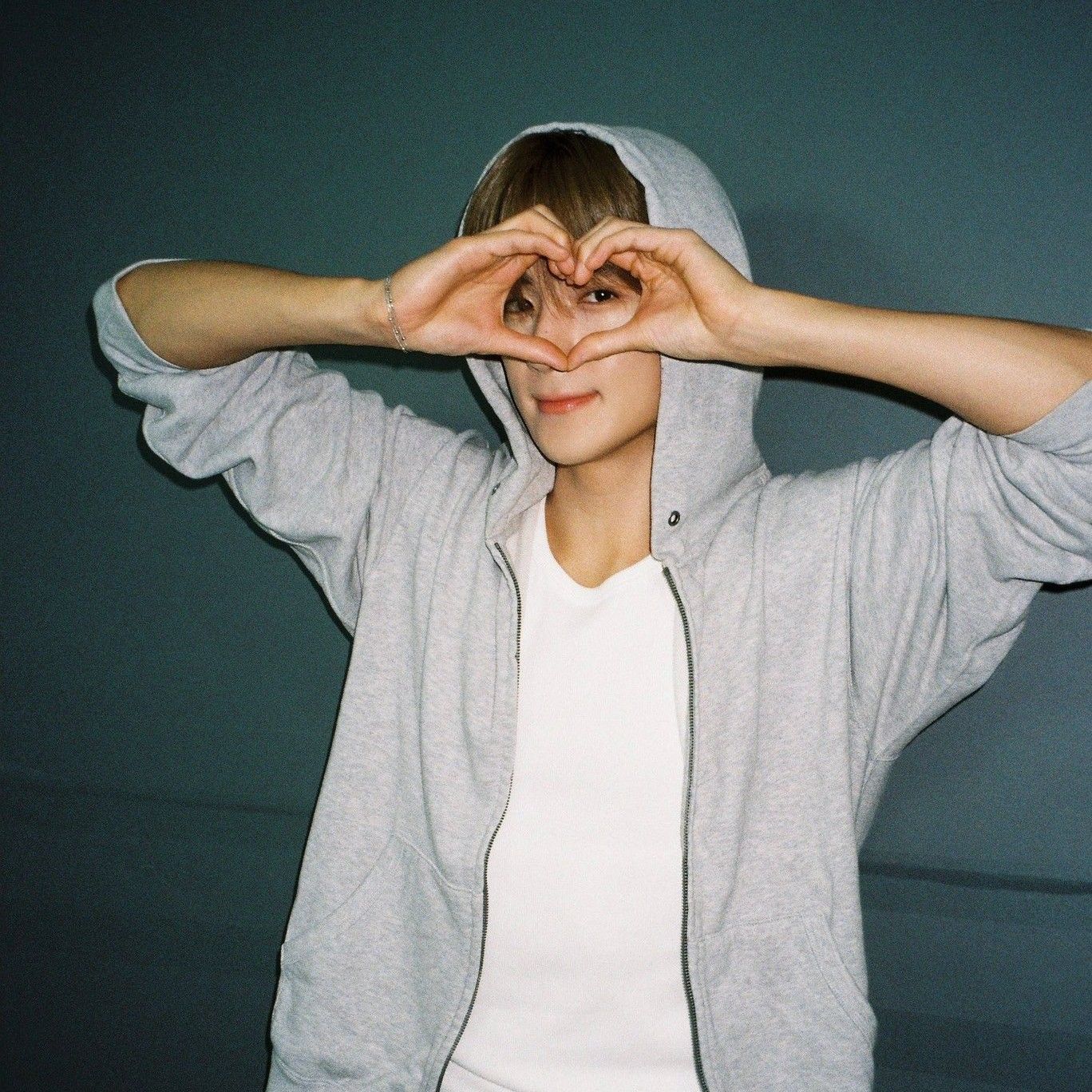 A moment captured by Hyunjae (THE BOYZ)'s fan