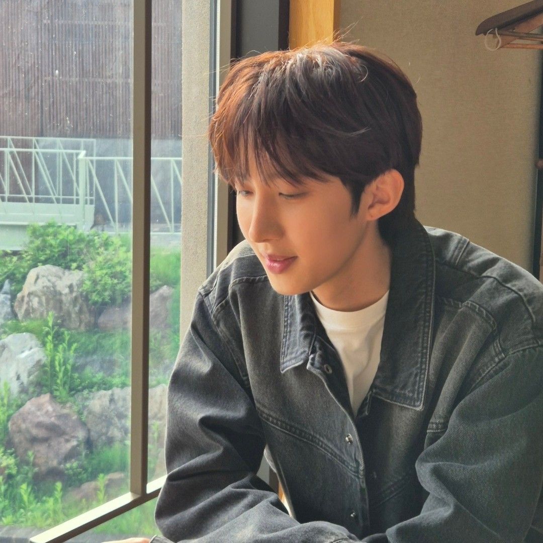 Hui (PENTAGON)粉丝拍下的瞬间