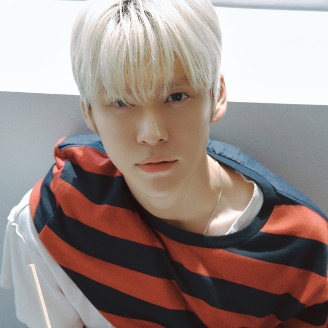 Recent activity shot of Eunseok (RIIZE)