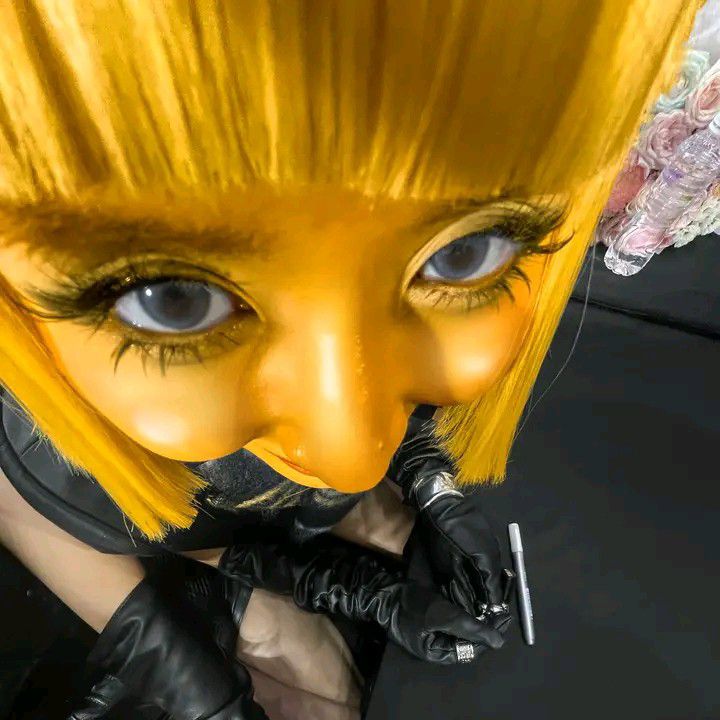 Behind-the-scenes cut of Hyein (NewJeans)