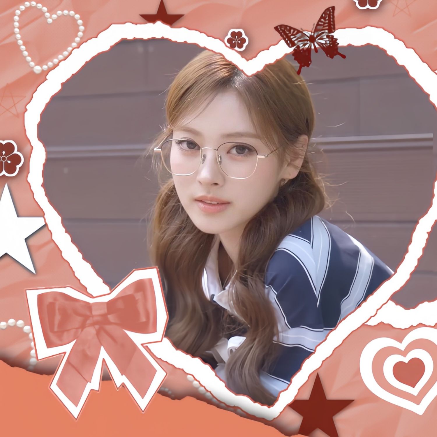 Foto aktivitas terbaru Anna (MEOVV)