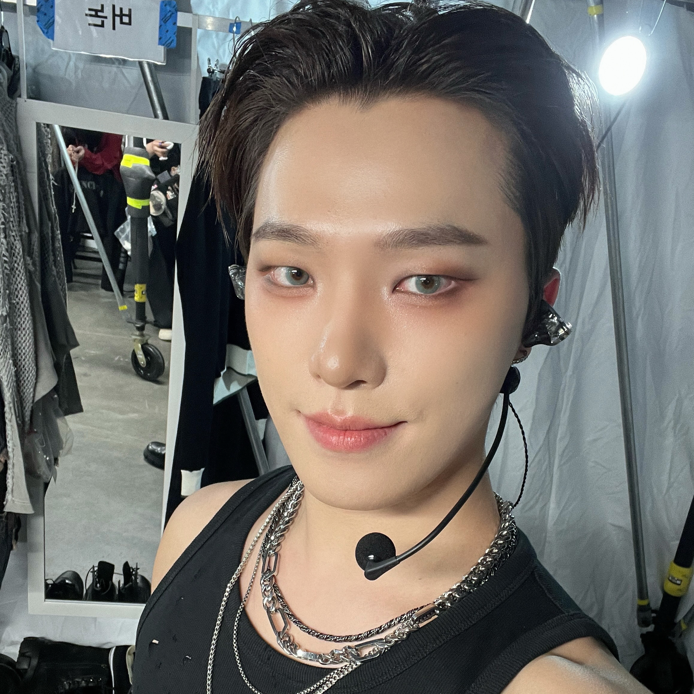 A moment captured by Dino (SEVENTEEN)'s fan