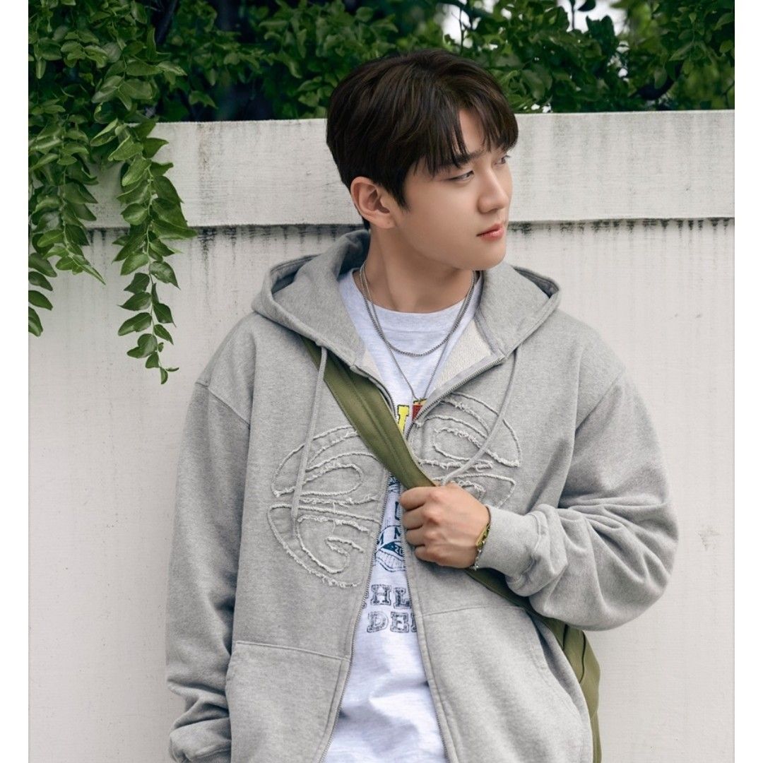 Behind-the-scenes cut of Hong Joochan (GoldenChild)