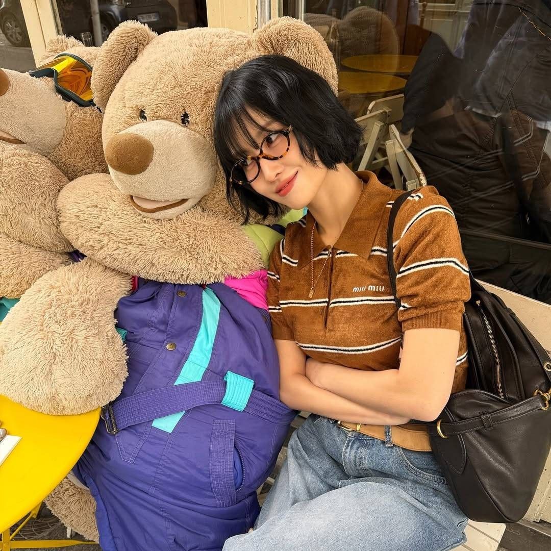 Recent activity shot of Momo (TWICE)