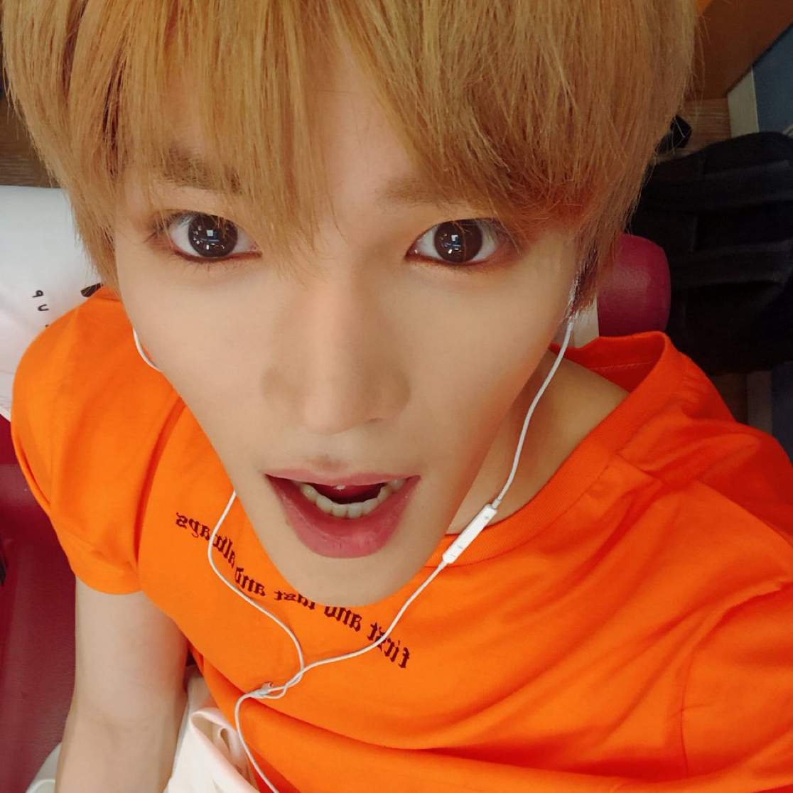 泰容 (NCT 127)的幕后花絮