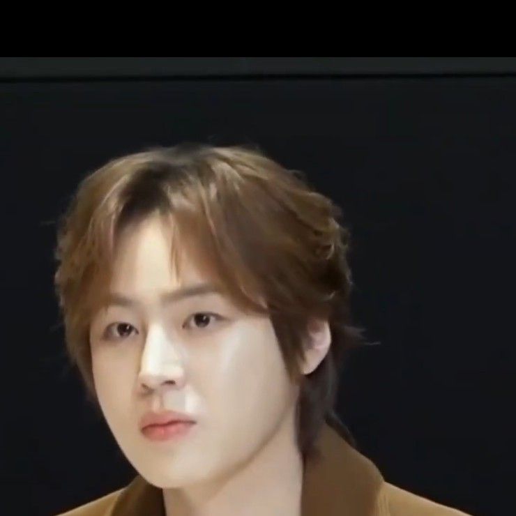 Recent activity shot of Ha Sungwoon