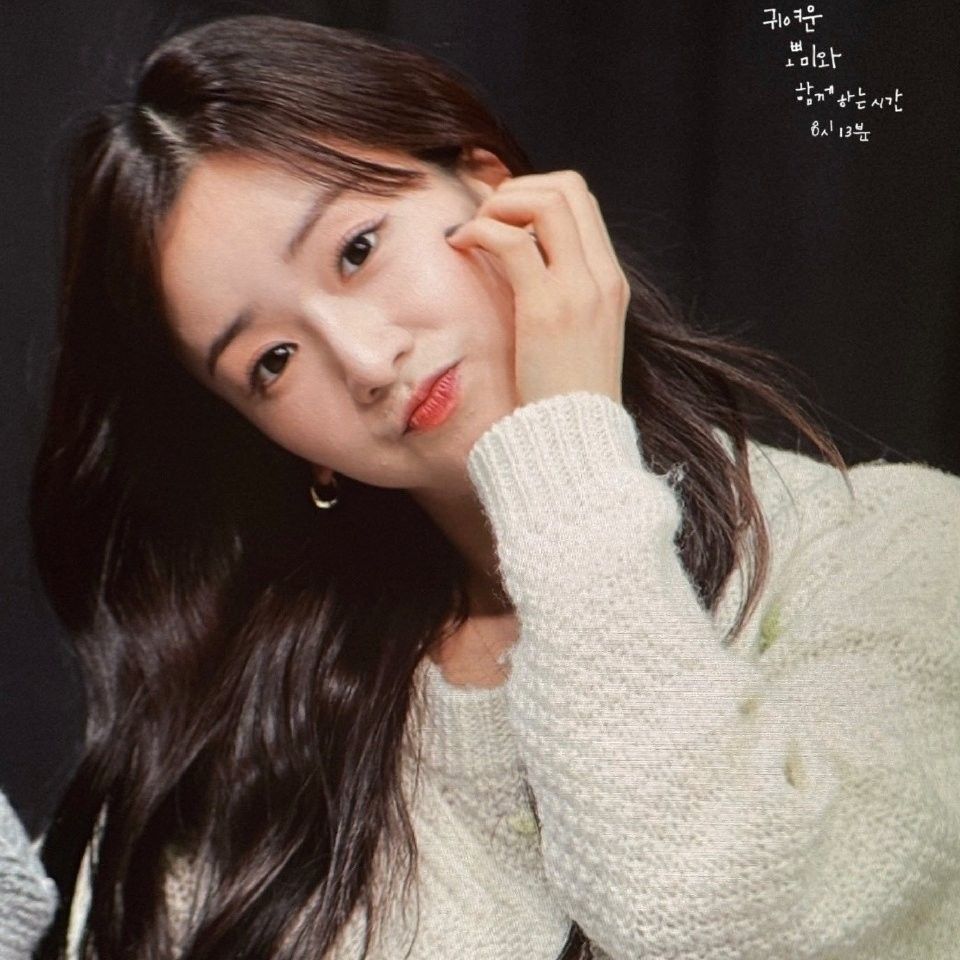 Behind-the-scenes cut of Yoon Bomi (Apink)