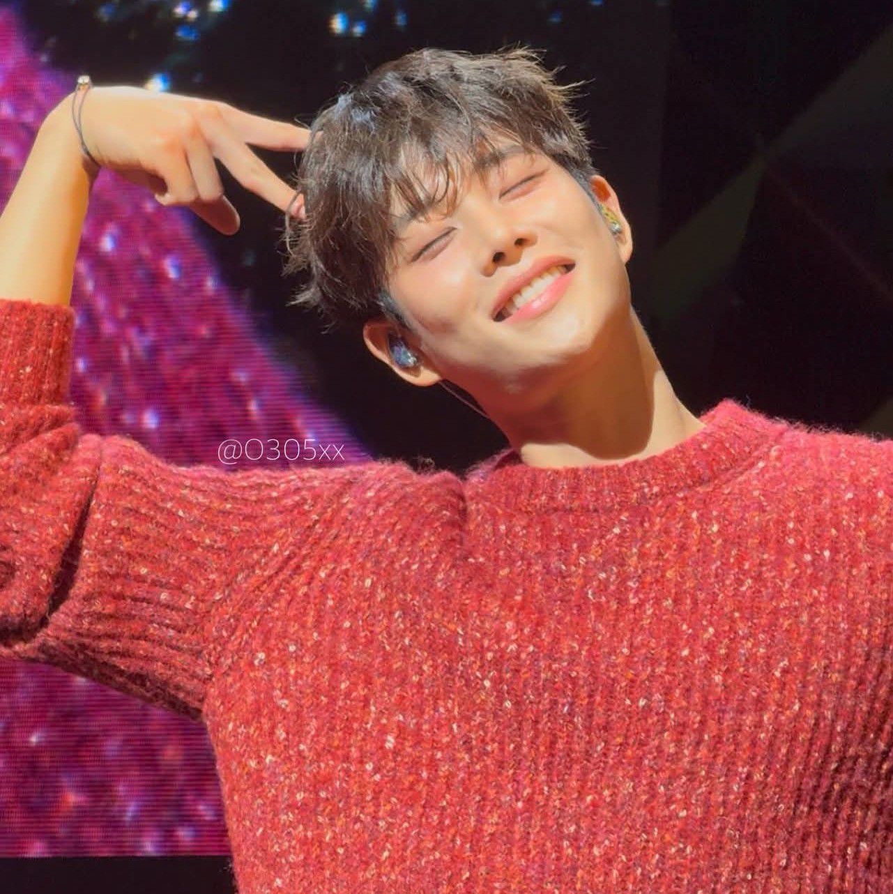 아스트로의 최신 사진