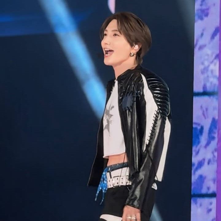 Behind-the-scenes cut of Leeteuk (Super Junior)